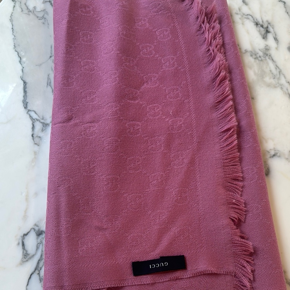 Gucci Dusty Pink Fringed Wrap